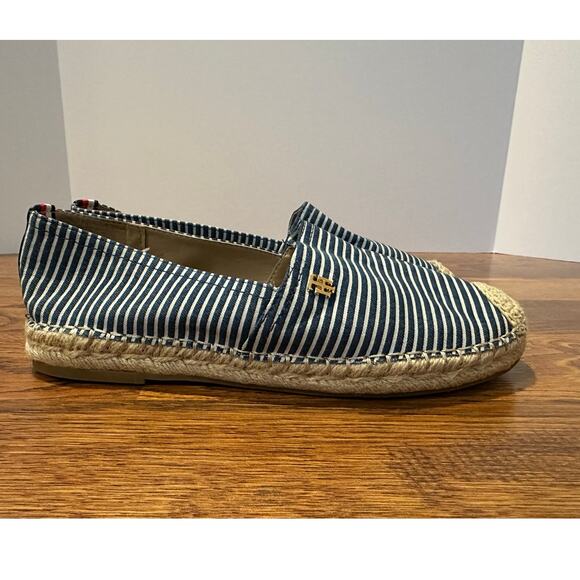 Tommy Hilfiger Women’s Striped Espadrille Flats Blue SZ 9.5 NWOB – Coastal Vibes - Picture 2 of 9